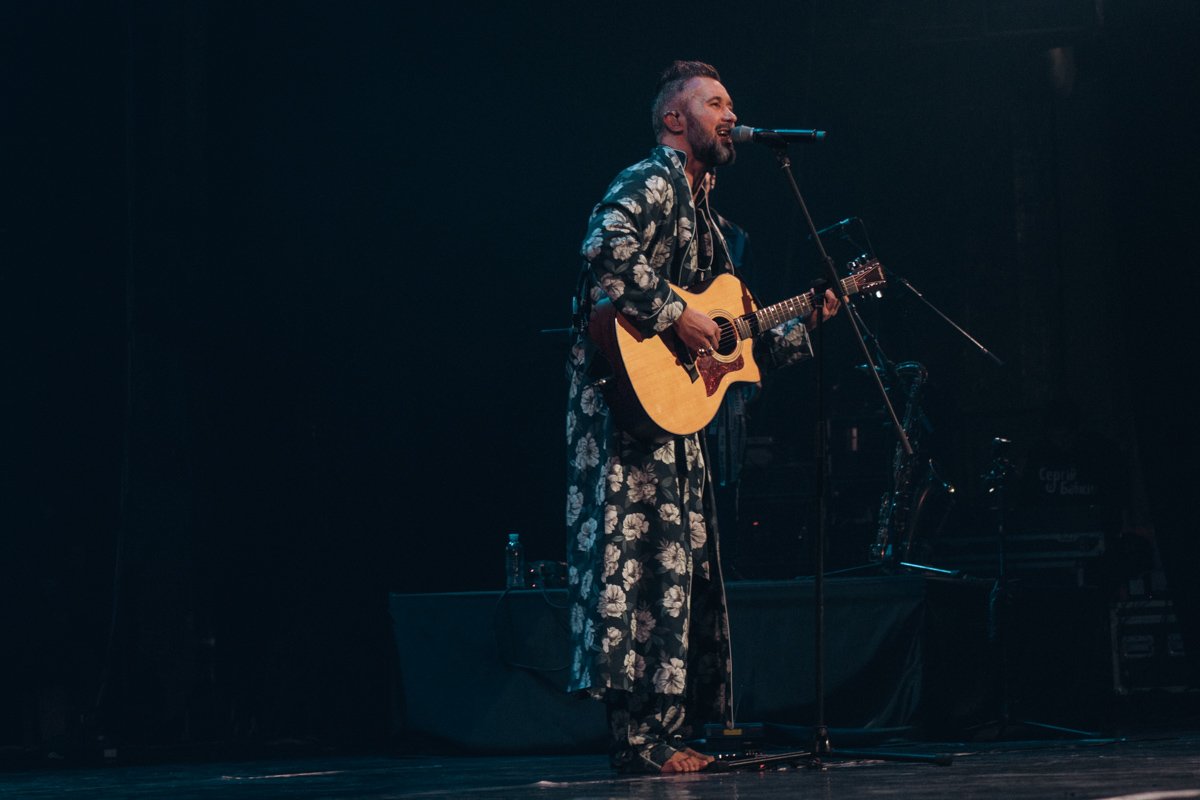 Во вторник, 11 декабря, в Киеве во Дворце «Украина» прошел концерт экс-солиста группы 5'Nizza Сергея Бабкина Во вторник, 11 декабря, в Киеве во Дворце «Украина» прошел концерт экс-солиста группы 5'Nizza Сергея Бабкина