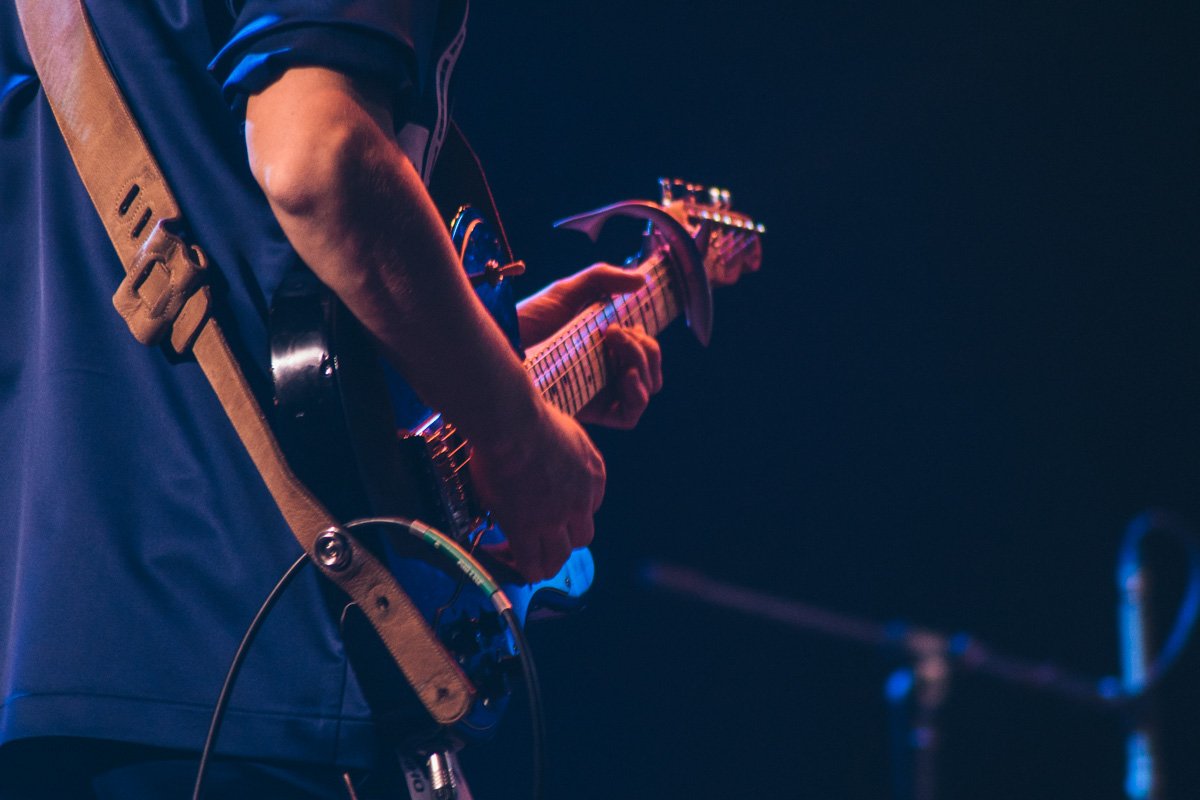 Лица зрителей не успевали отображать весь спектр эмоций от музыки: слезы, смех, грусть и радость Лица зрителей не успевали отображать весь спектр эмоций от музыки: слезы, смех, грусть и радость