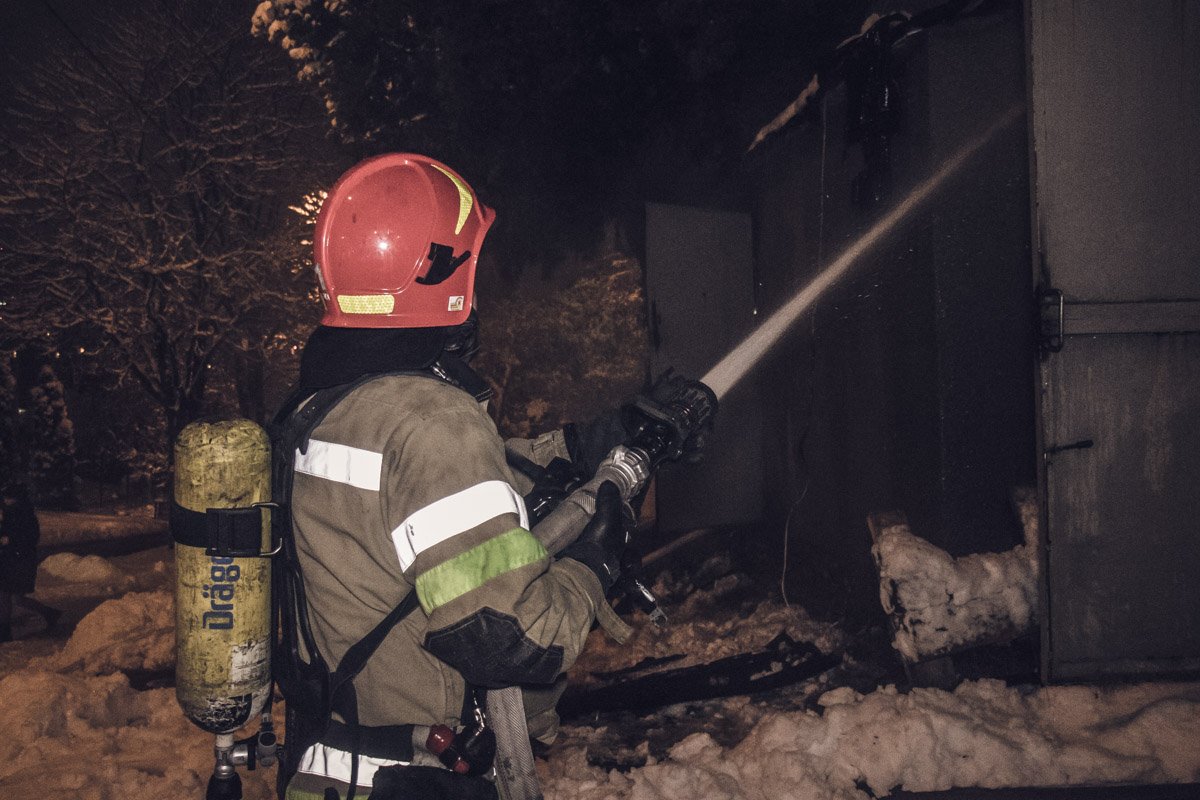 Спасатели рассказали, что, возможно, в помещении находилась сушилка для замороженных продуктов