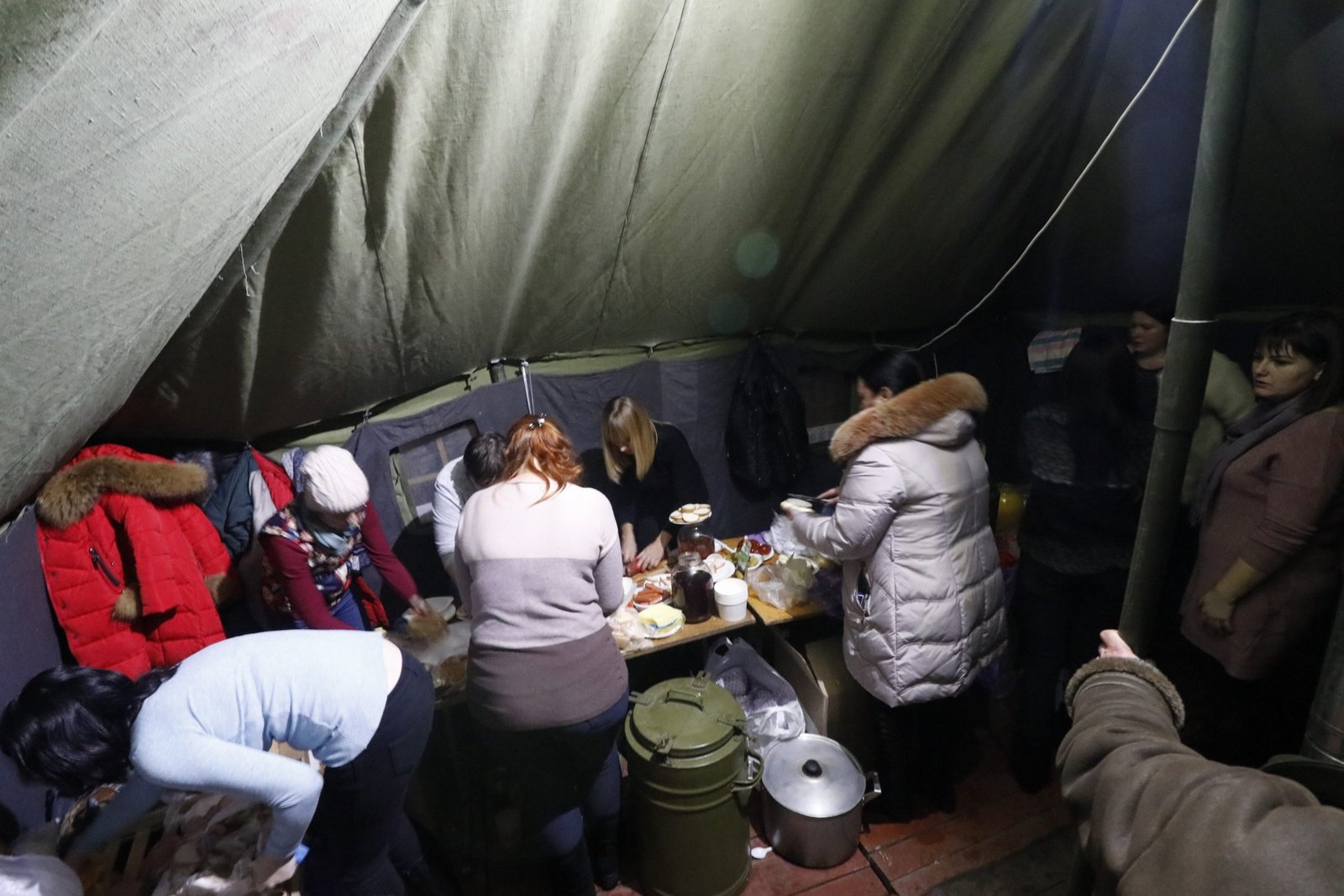 Часть жителей взорвавшегося дома поехала к родственникам или друзьям