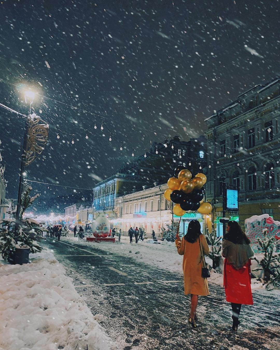 Если мы каждый день будем делиться хотя бы маленькой частицей любви с теми, кого встречаем на своем пути, зима станет намного теплей. Фото: @tekso