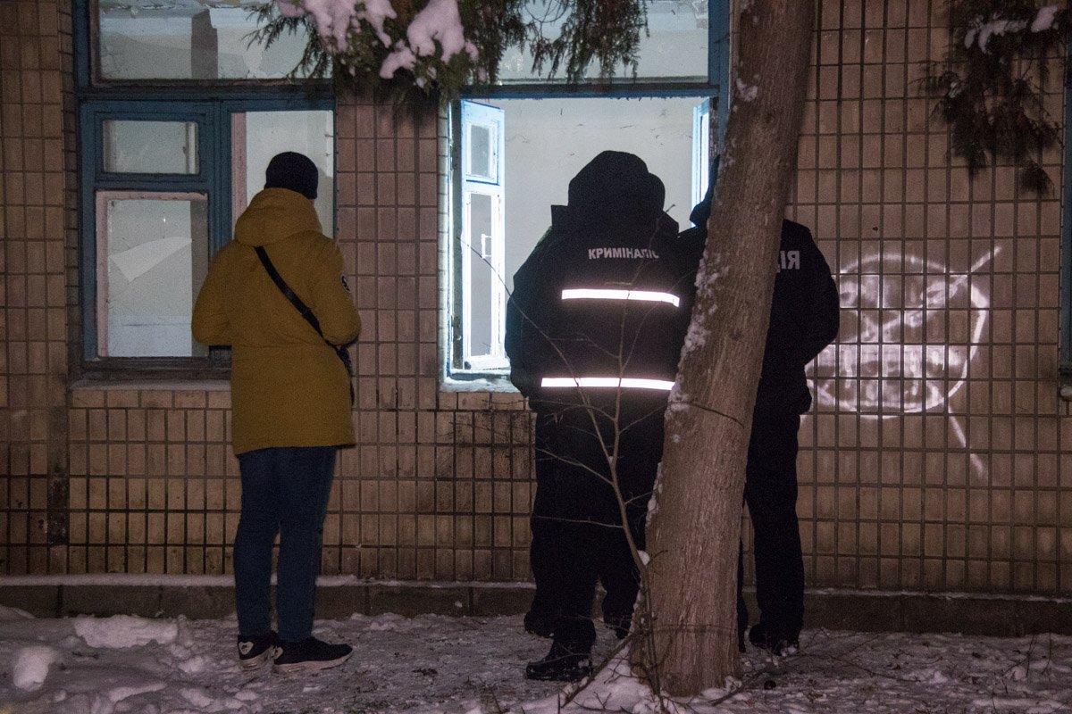 16 декабря в Киеве по адресу улица Полковая, 78 обнаружили труп мужчины