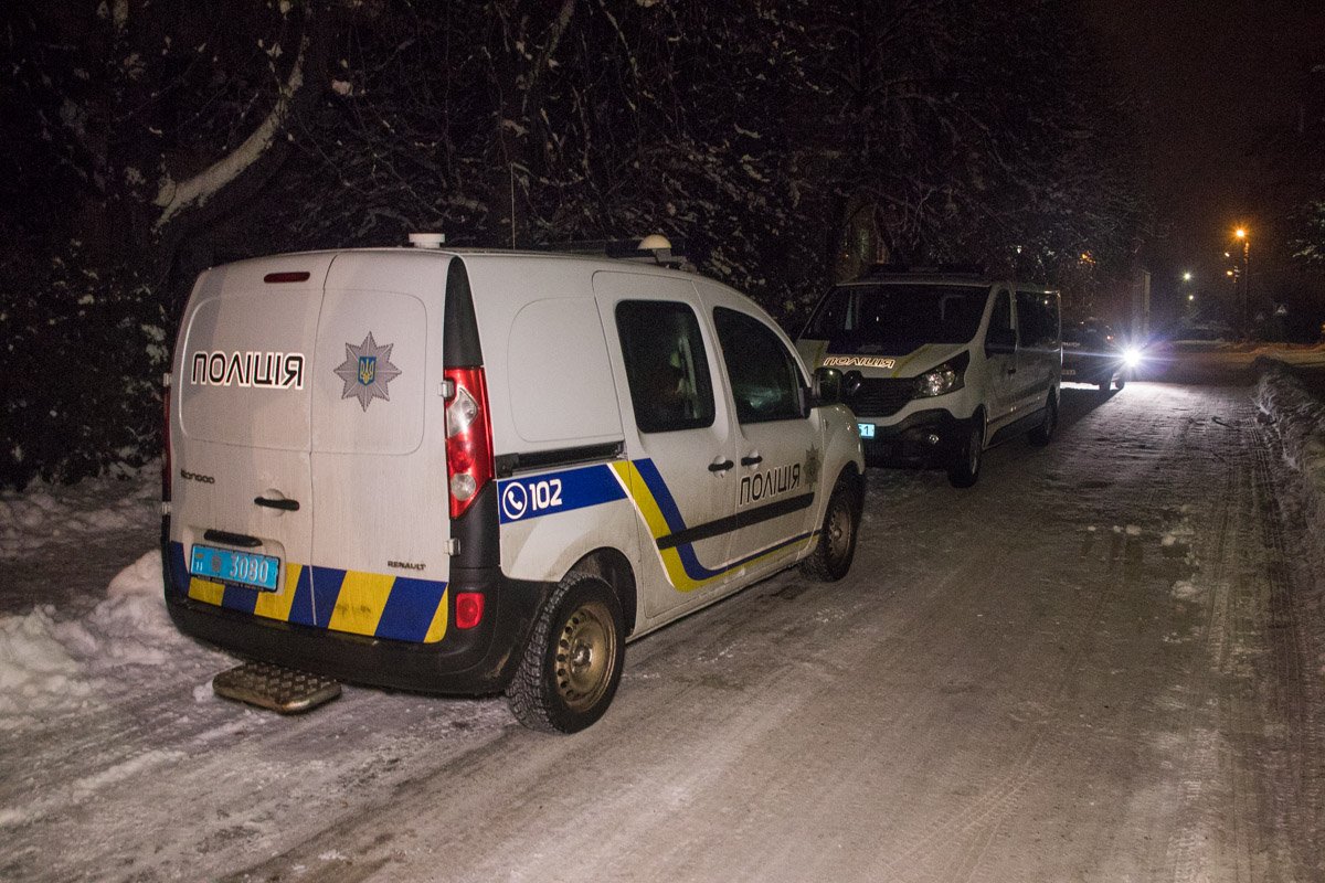 На месте работали следственно-оперативные группы главного управления полиции и Подольского района