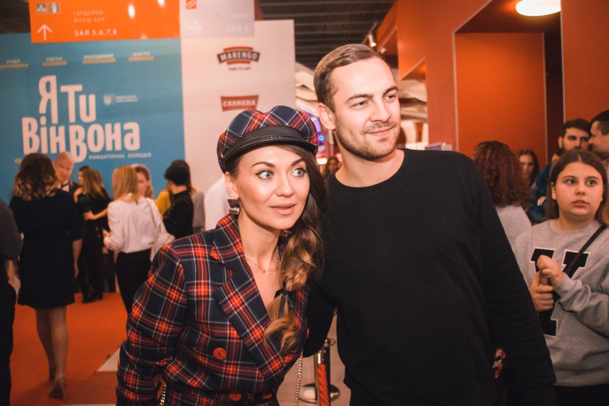 Анна Саливанчук не смогла пропустить звездную премьеру Анна Саливанчук не смогла пропустить звездную премьеру