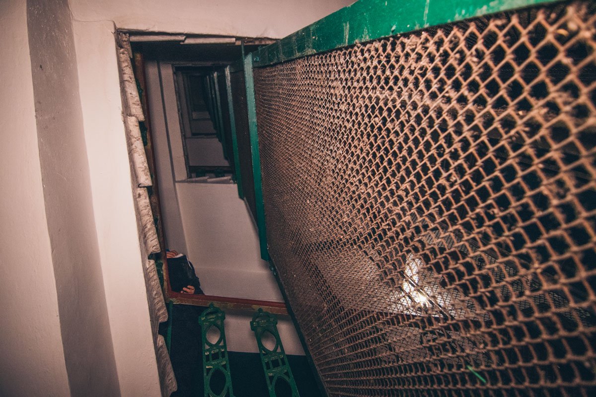 Предварительно, мужчина упал с 3 этажа Предварительно, мужчина упал с 3 этажа