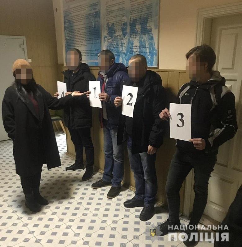 Девушка узнала того, кто стащил у нее телефон