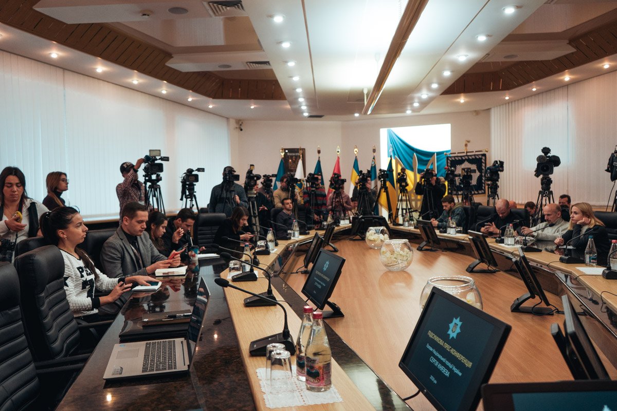 Во время общения с представителями СМИ он подвел итоги работы ведомства в 2018 году Во время общения с представителями СМИ он подвел итоги работы ведомства в 2018 году