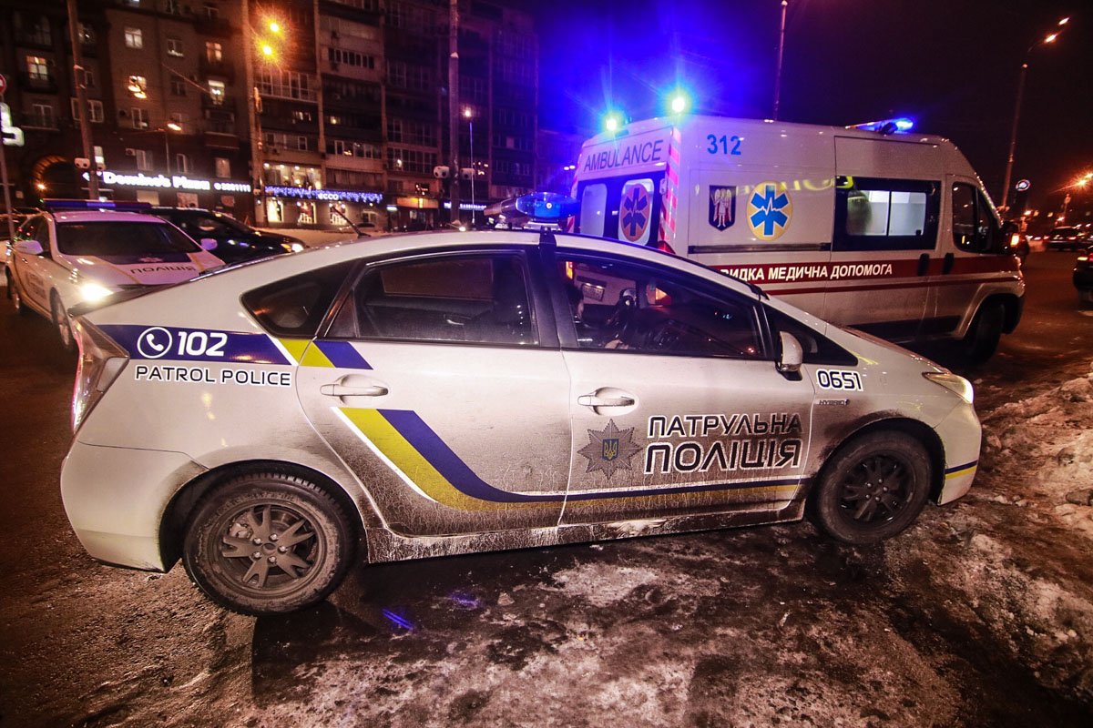 На месте работала патрульная полиция и медики На месте работала патрульная полиция и медики