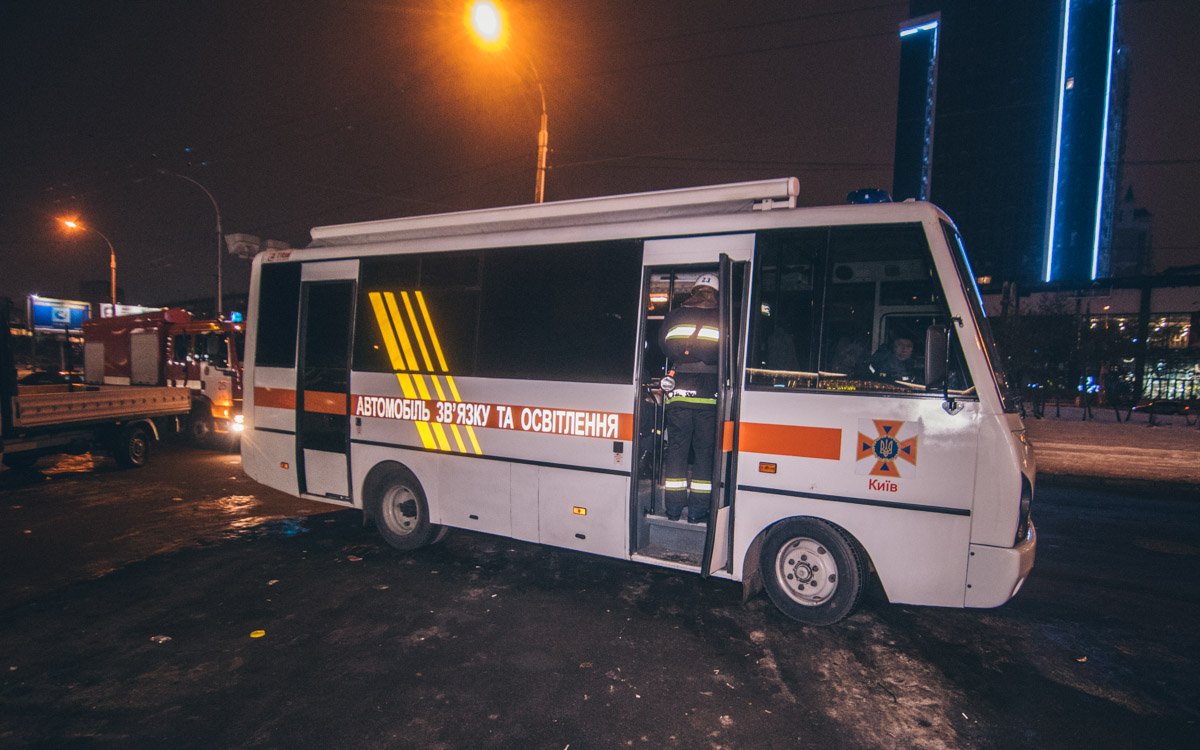 Плановые учения проходят на всех станциях метро Киева Плановые учения проходят на всех станциях метро Киева