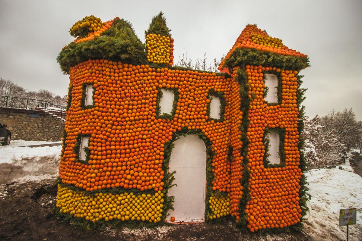 Замок для позитивного Дракулы