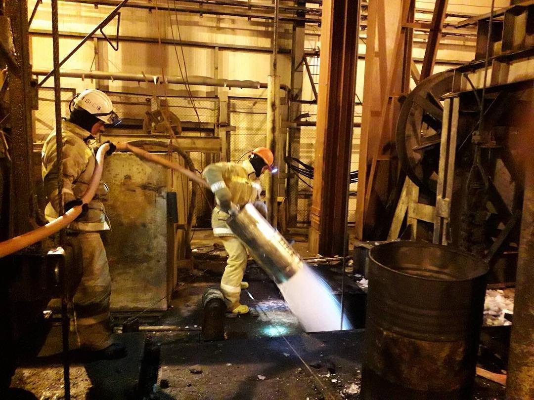 Спасатели пока еще не завершили работы на шахте