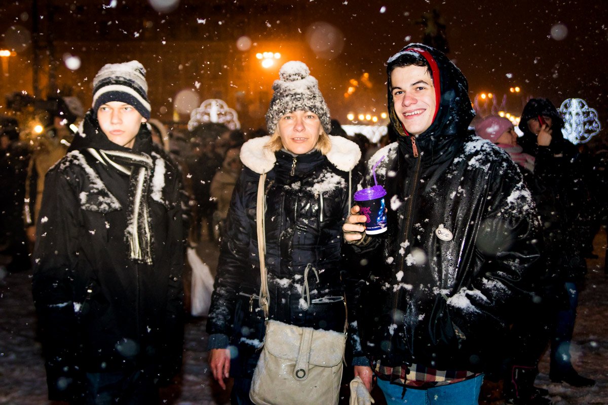 Холод и снег празднику не помеха
