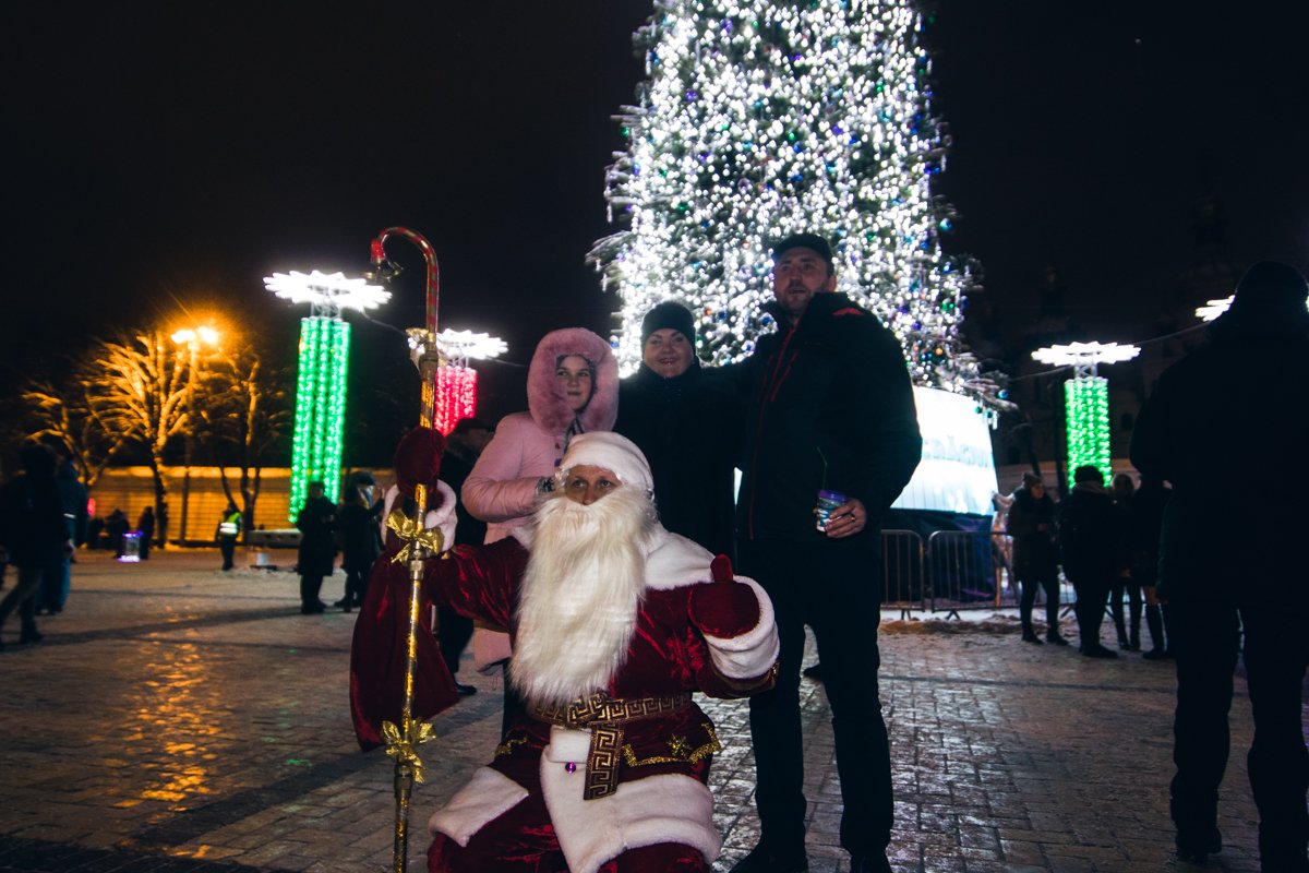 Куда же на рождественские праздники без Деда Мороза