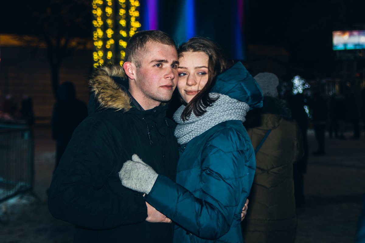 В этот вечер их грела любовь