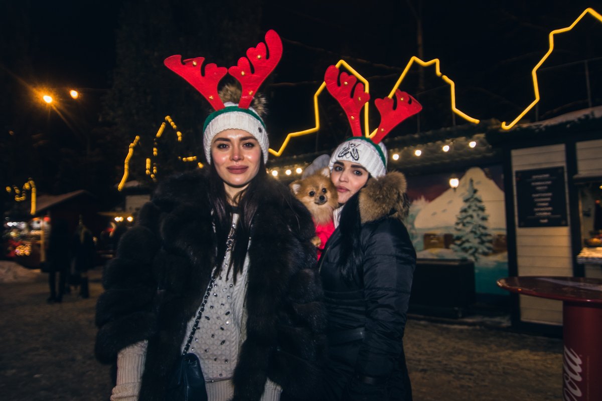 Вот такие милейшие "олененки" гуляли по Софийской площиди