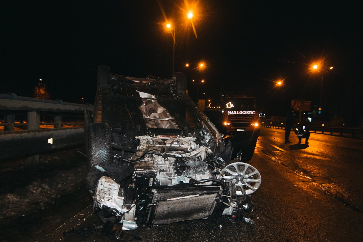 На Столичном шоссе произошла авария с участием автомобиля Audi A3 и грузовика DAF