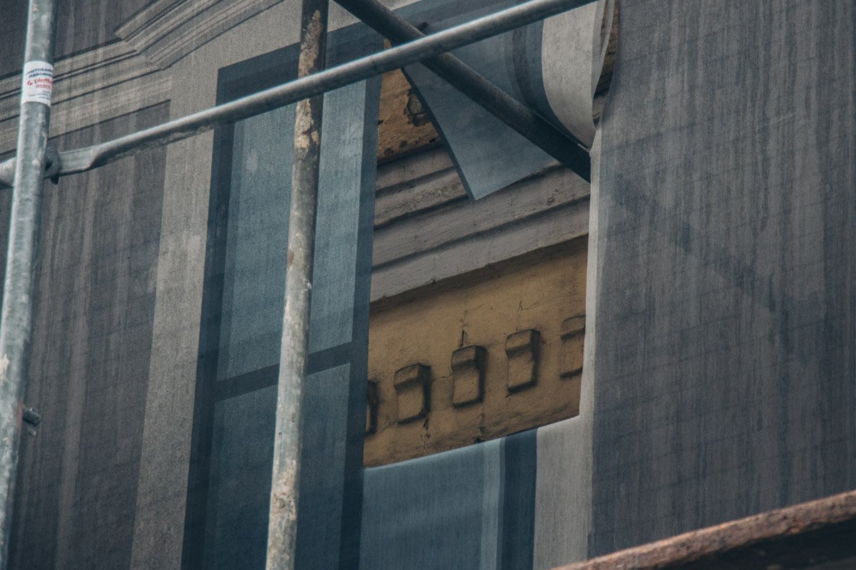 Здание гастронома находится в частной собственности