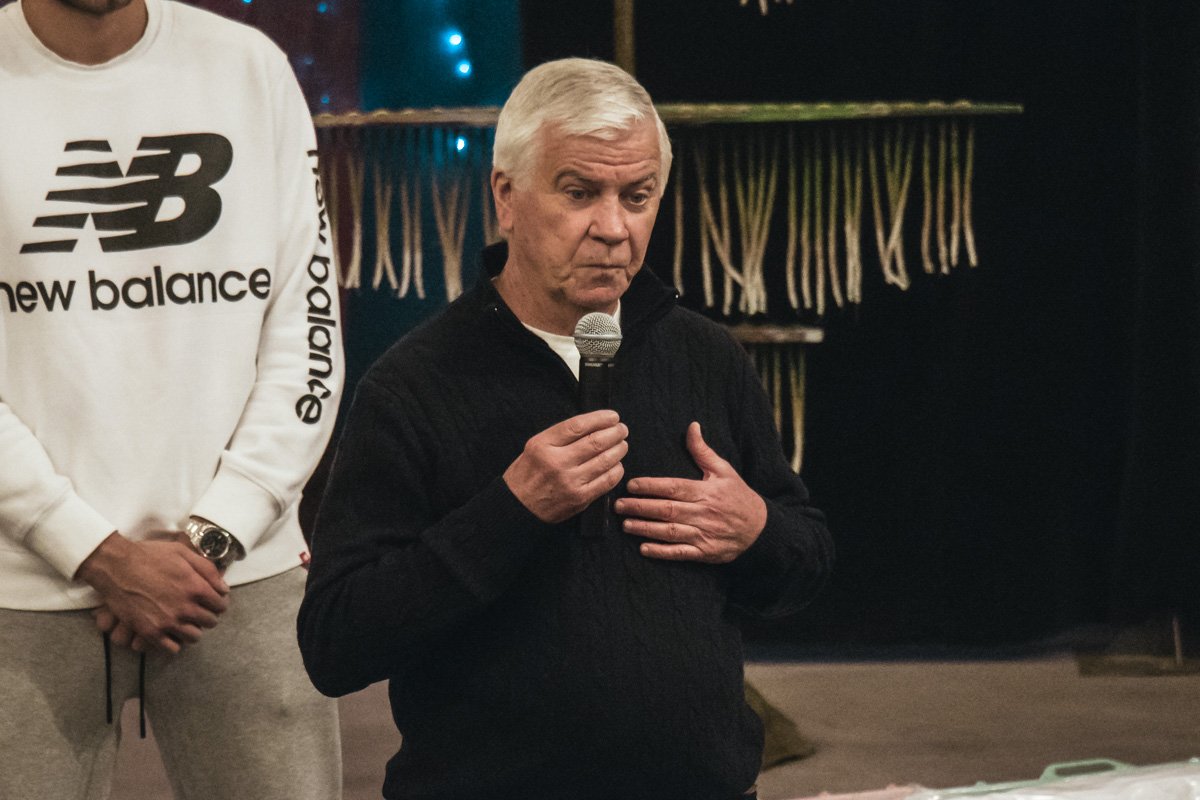 Первым взял слово ветеран и легенда столичного гранда Владимир Мунтян