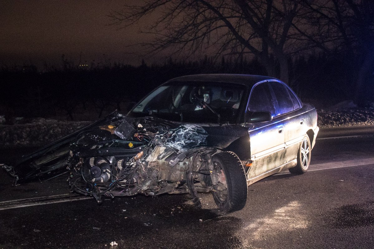 Водитель Opel отправился в больницу на медицинское освидетельствование