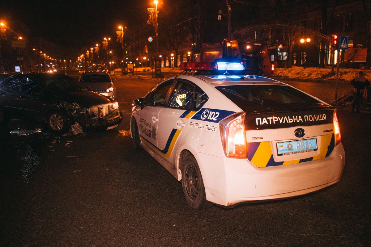 На месте работала патрульная полиция, медики и следственно-оперативная группа На месте работала патрульная полиция, медики и следственно-оперативная группа