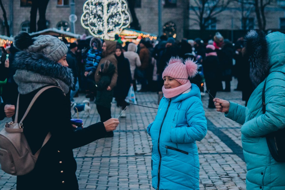 Да и, кроме фото с главными новогодними людьми, дел хватало Да и, кроме фото с главными новогодними людьми, дел хватало