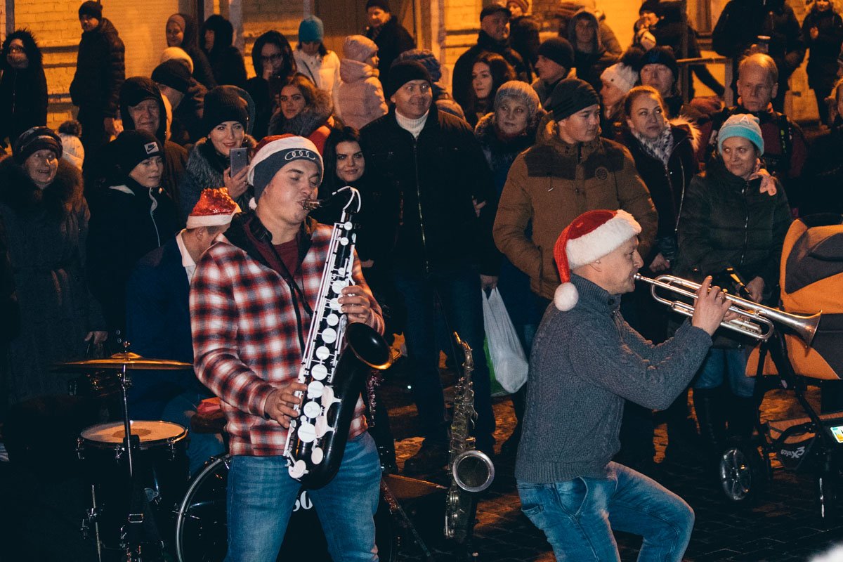 Насладиться живой музыкой Насладиться живой музыкой