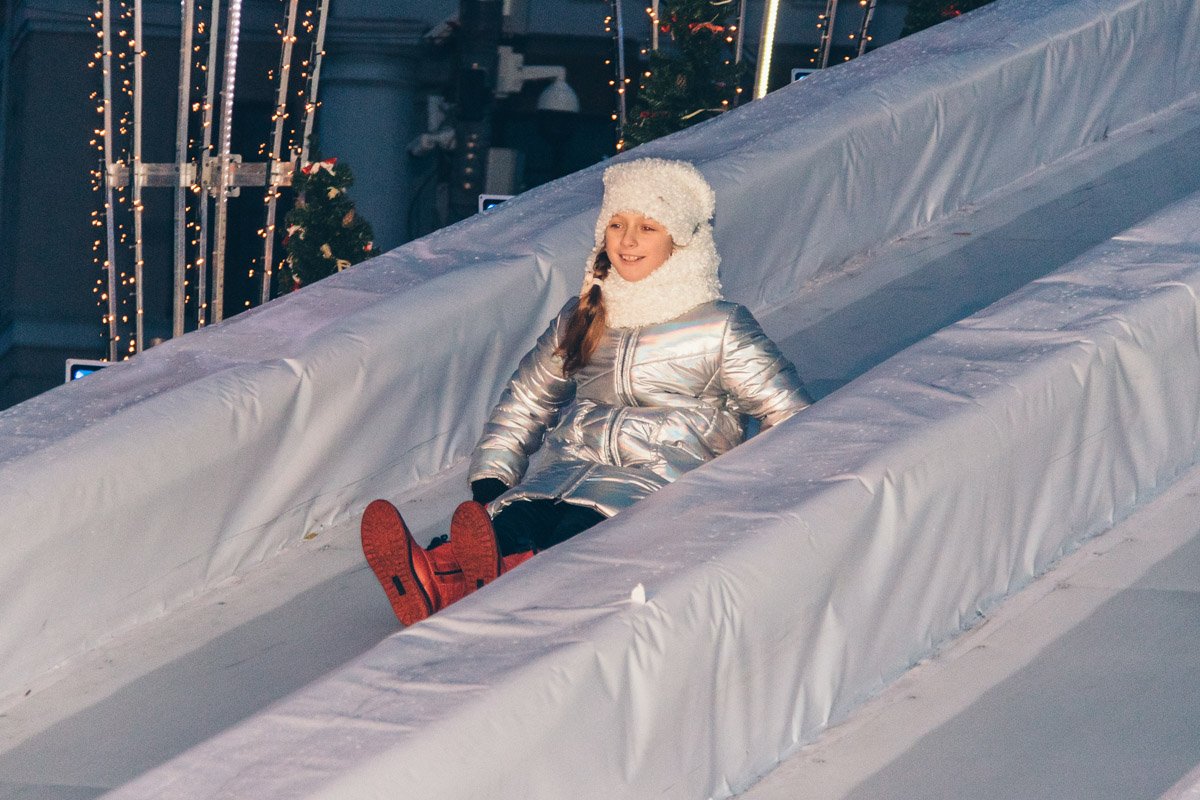 Места на горке хватит каждому Места на горке хватит каждому