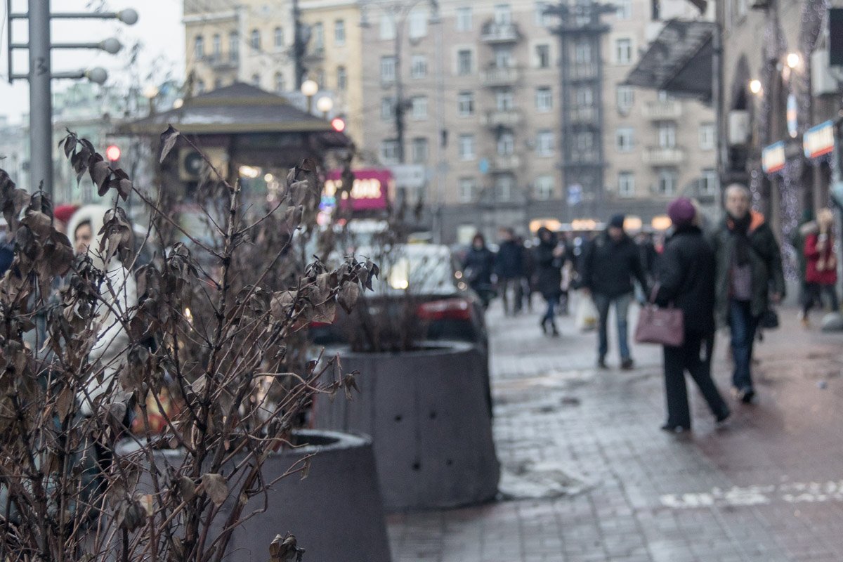 Атмосфера серости немного угнетает 