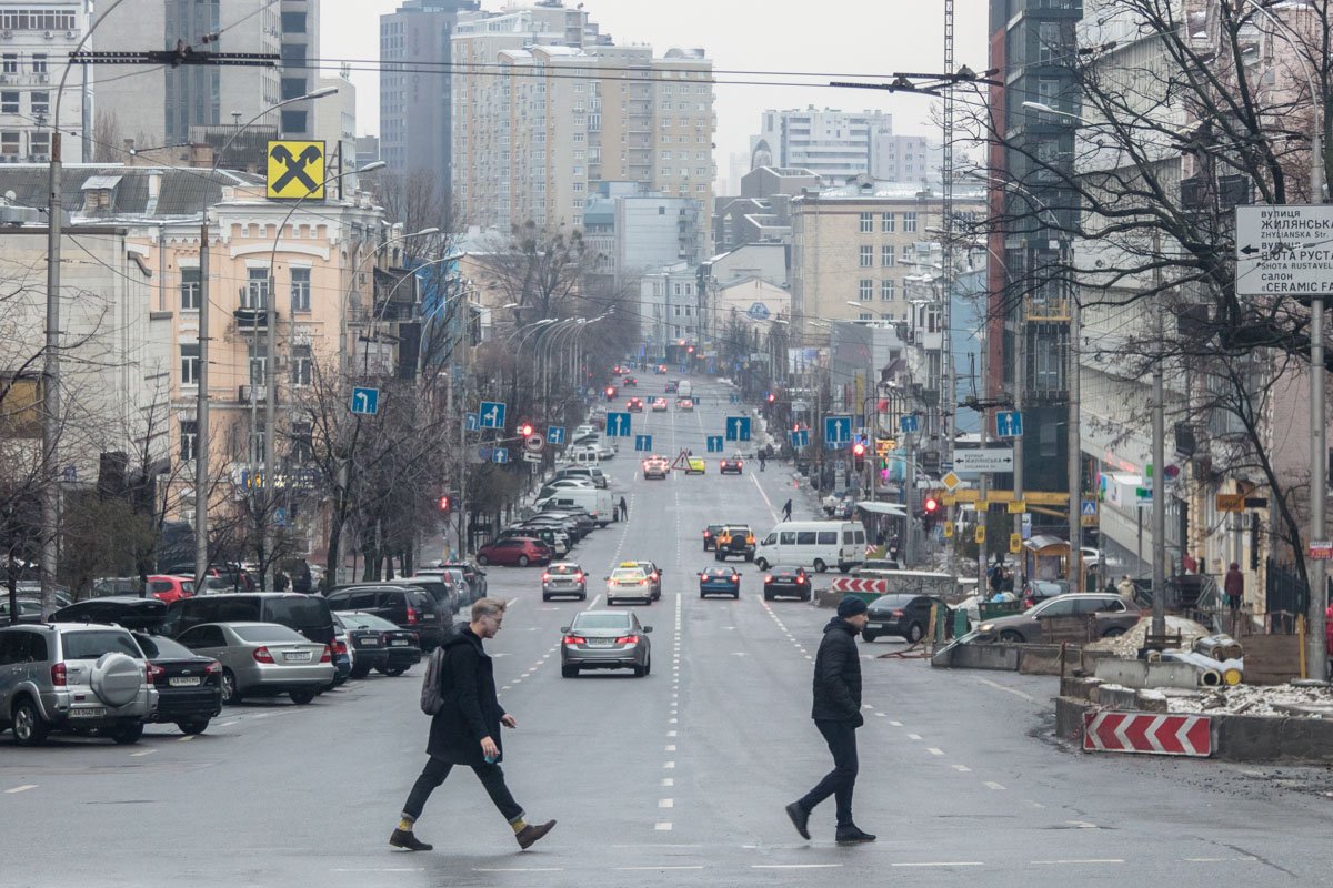 Зато водителям сегодня комфортно - нет пробок