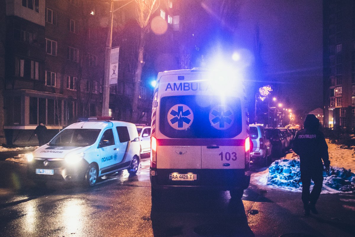 Медики пытались реанимировать пострадавшего, однако он скончался на месте