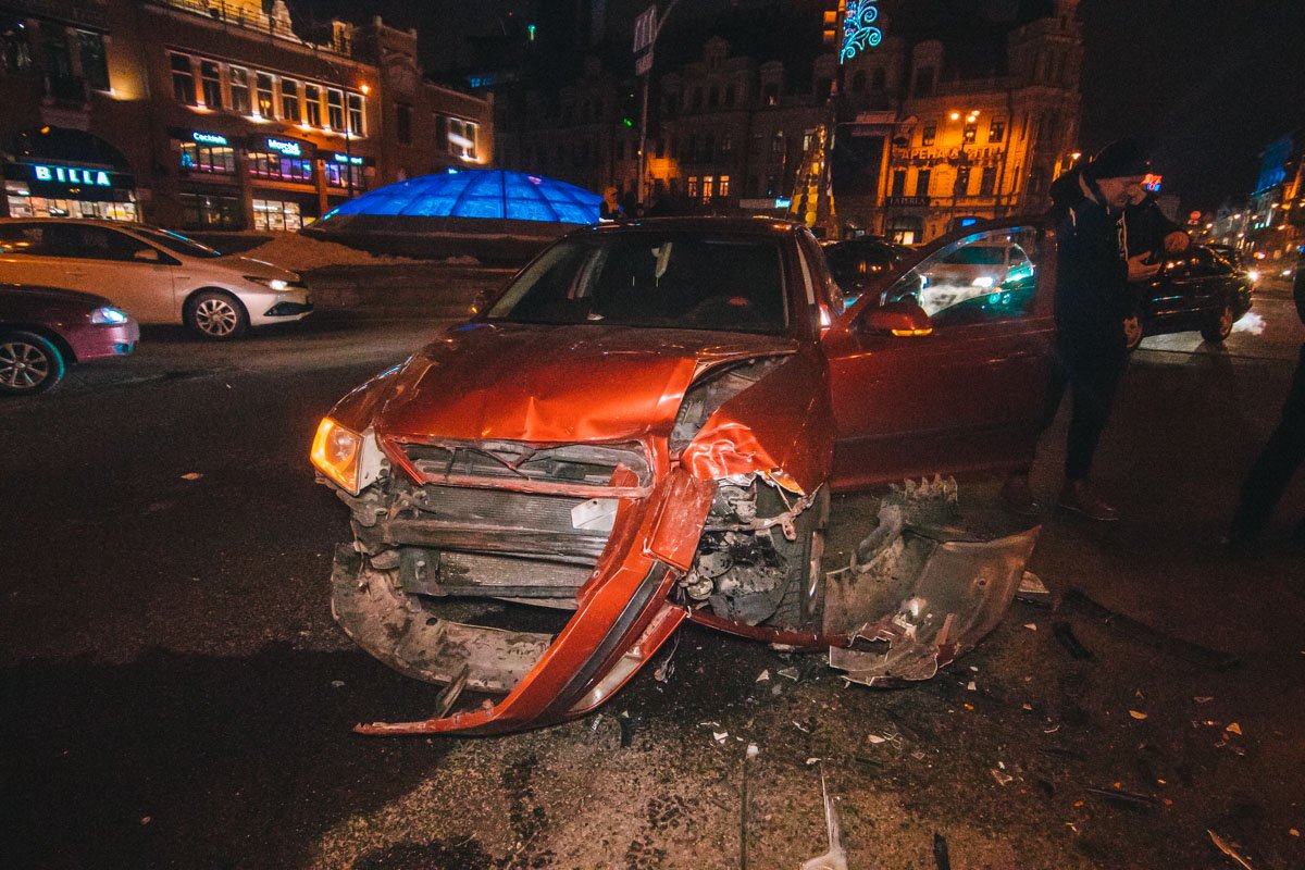 Столкнулись Skoda Octavia...