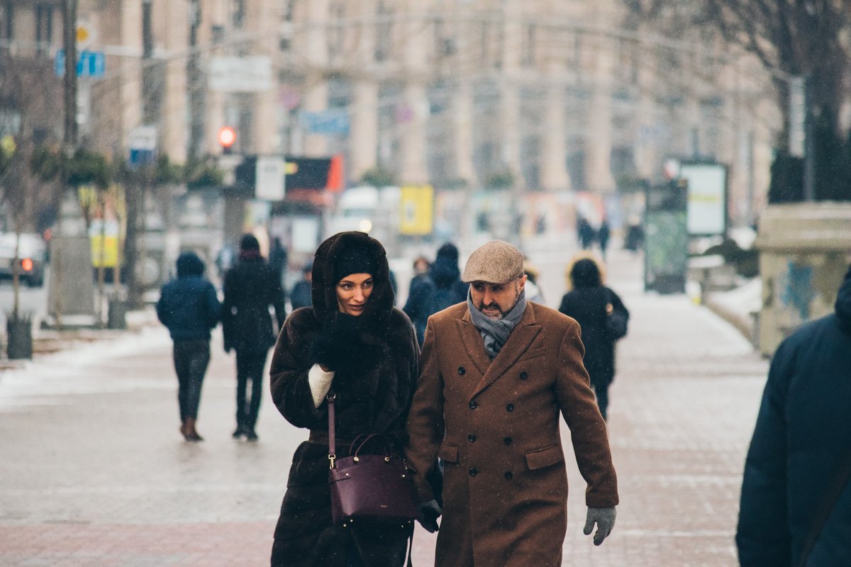 А кого-то греет любовь