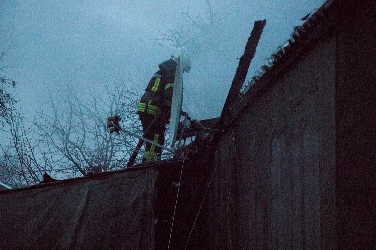 В 16:10 возгорание локализовали, но по состоянию на 16:30 продолжали его ликвидировать В 16:10 возгорание локализовали, но по состоянию на 16:30 продолжали его ликвидировать