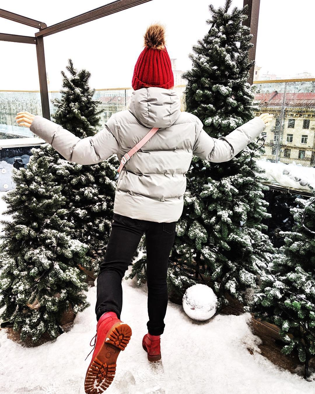 Красотой рождественского Крещатика делится @nepovto_rina