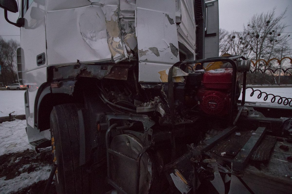 К счастью, в результате аварии никто не пострадал