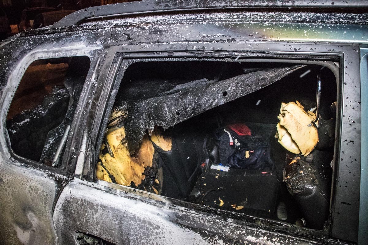 Досталось в том числе и салону