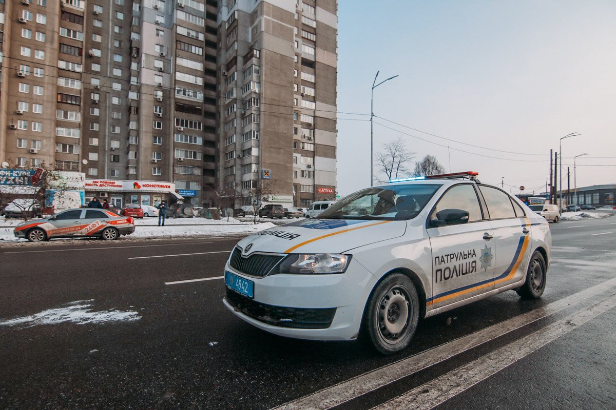 На месте работа "скорая" и экипаж патрульной полиции