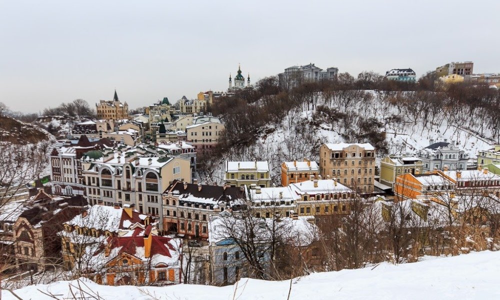 Пейзажная аллея манит своими склонами Пейзажная аллея манит своими склонами