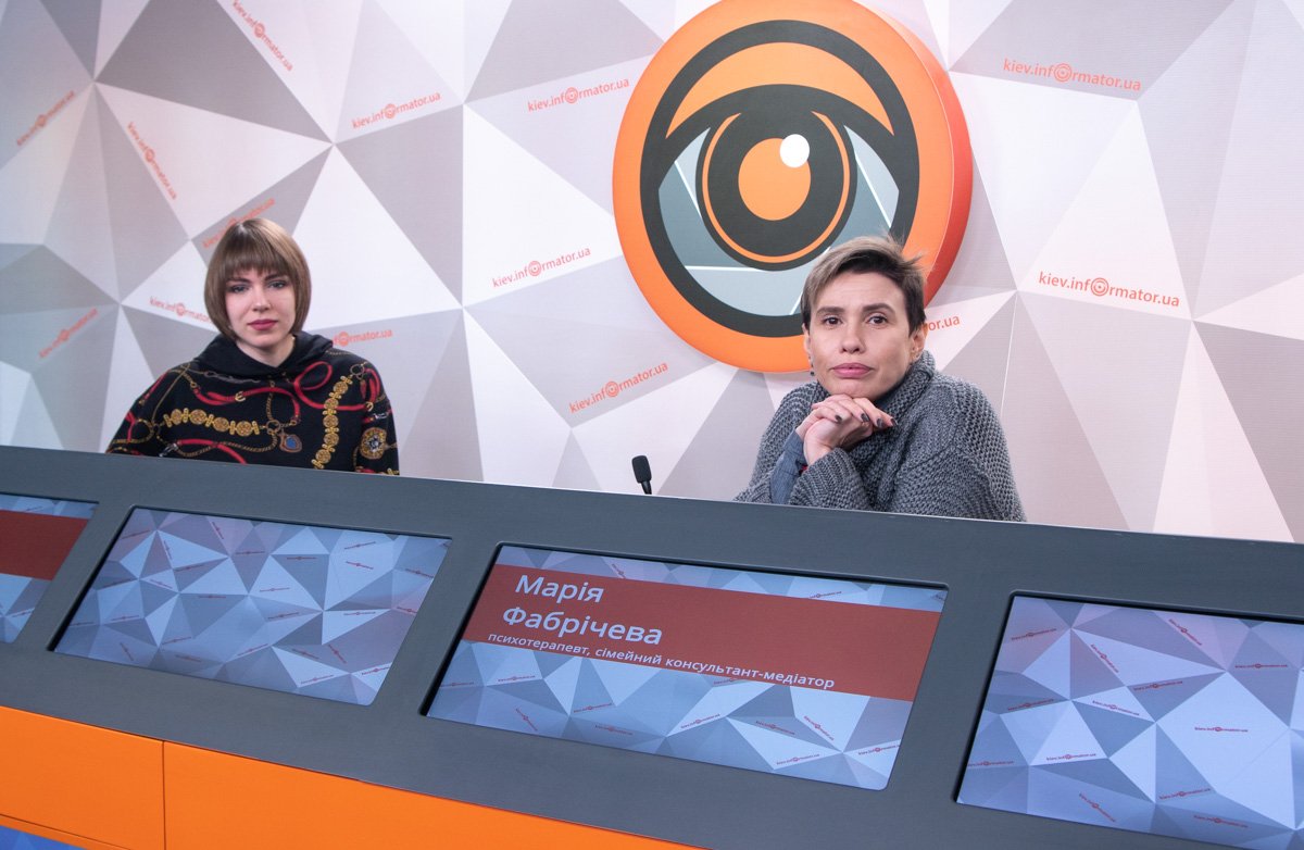 Психолог Мария Фабричева рассказала о том, как избежать опасных ситуаций типа изнасилования,, нападения и грабежа