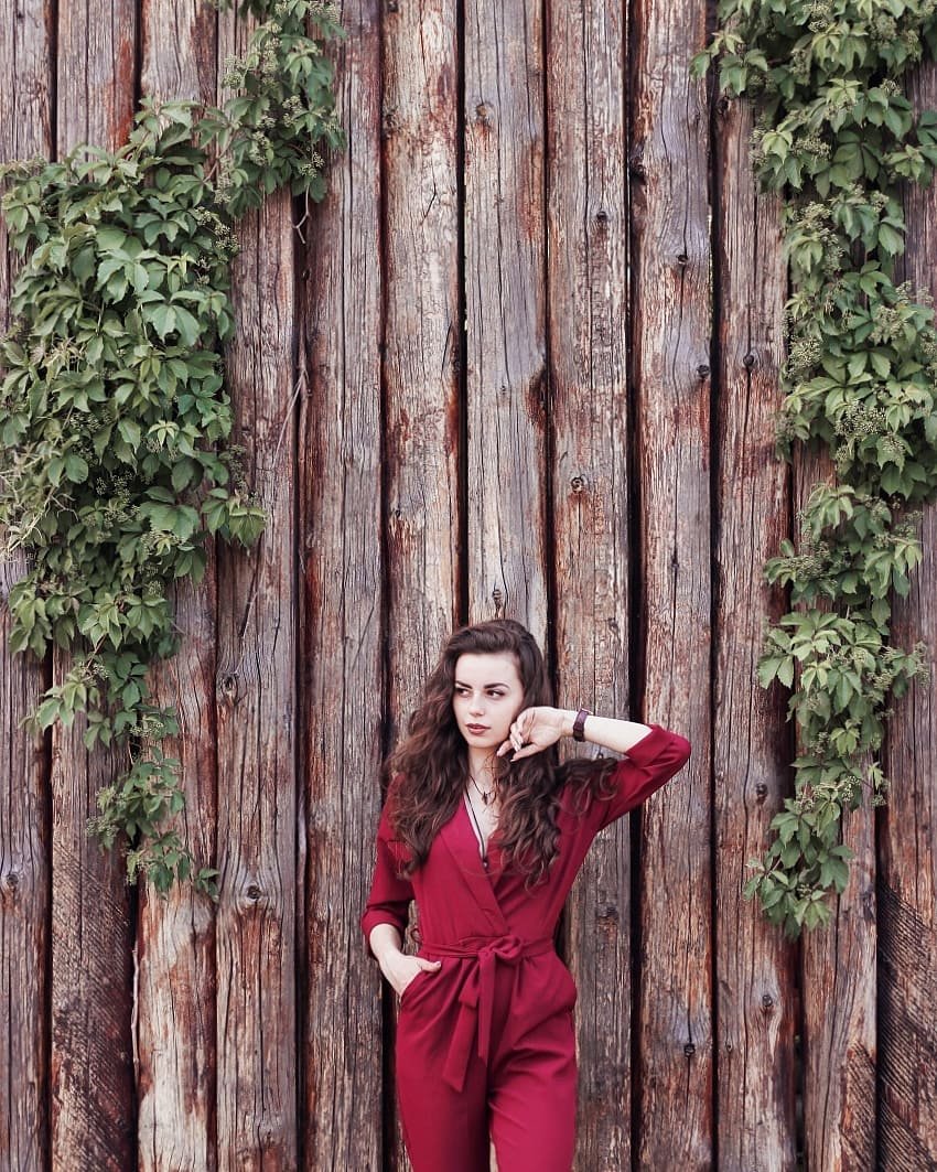 Деревянная стена в Киевской крепости может стать отличным фоном для любого снимка - @nastasiia_ivashchuk Деревянная стена в Киевской крепости может стать отличным фоном для любого снимка - @nastasiia_ivashchuk