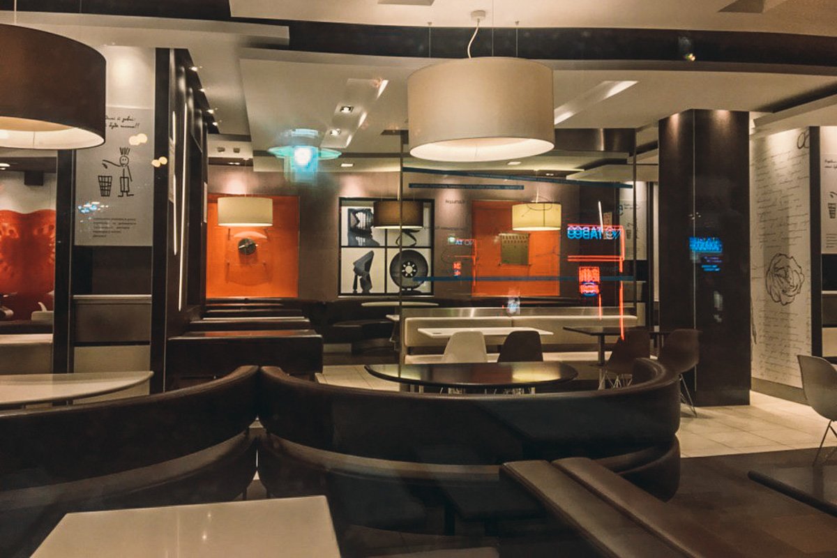 Около 18:30 стало известно, что McDonald’s восстановил работу