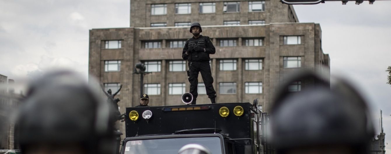 В результате перестрелки между конкурирующими картелями в Мексике погибли 24 человека В результате перестрелки между конкурирующими картелями в Мексике погибли 24 человека