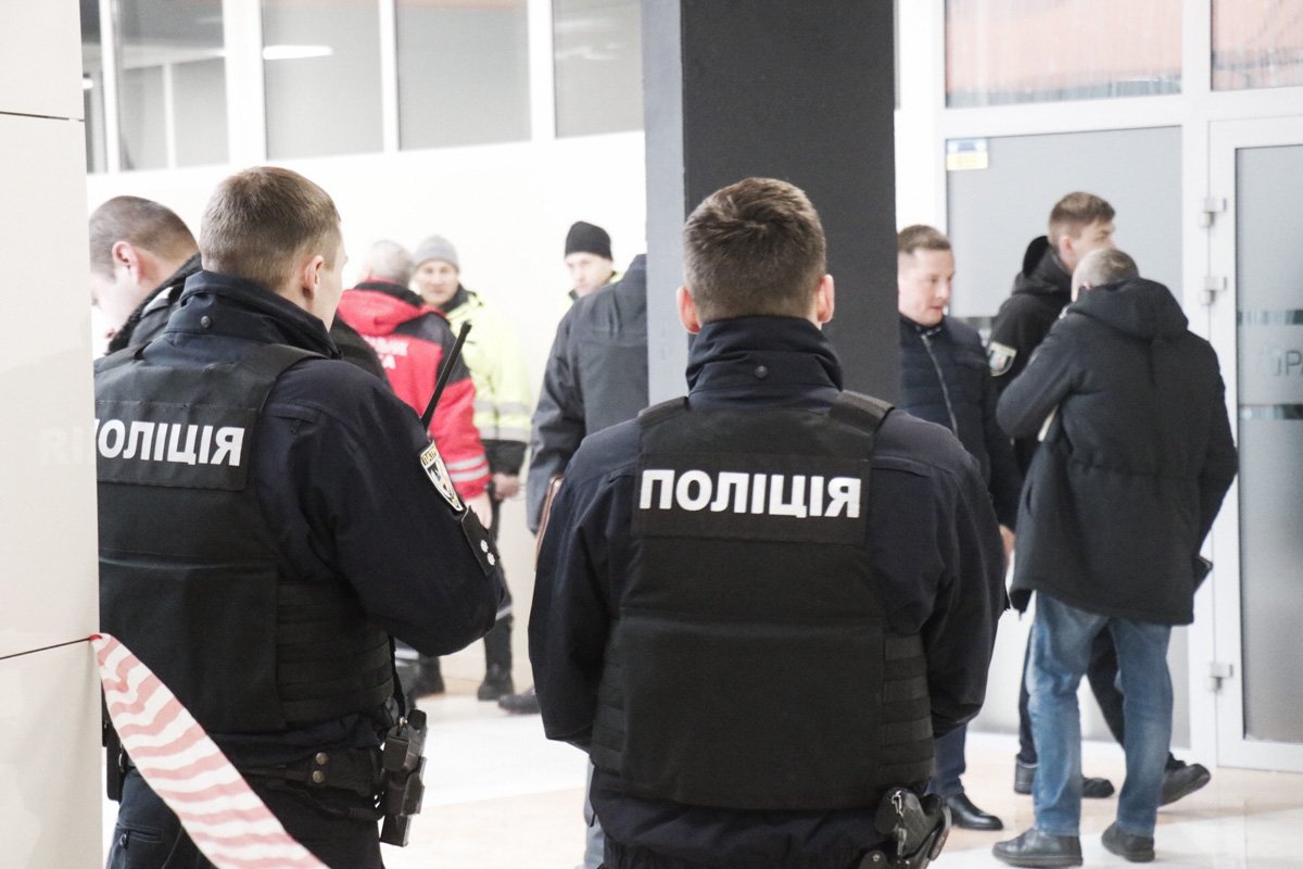 На месте происшествия работает следственно-оперативная группа