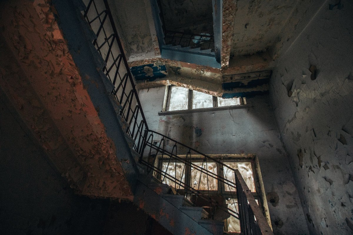 Лестничные пролеты ожидают новых пассажиров