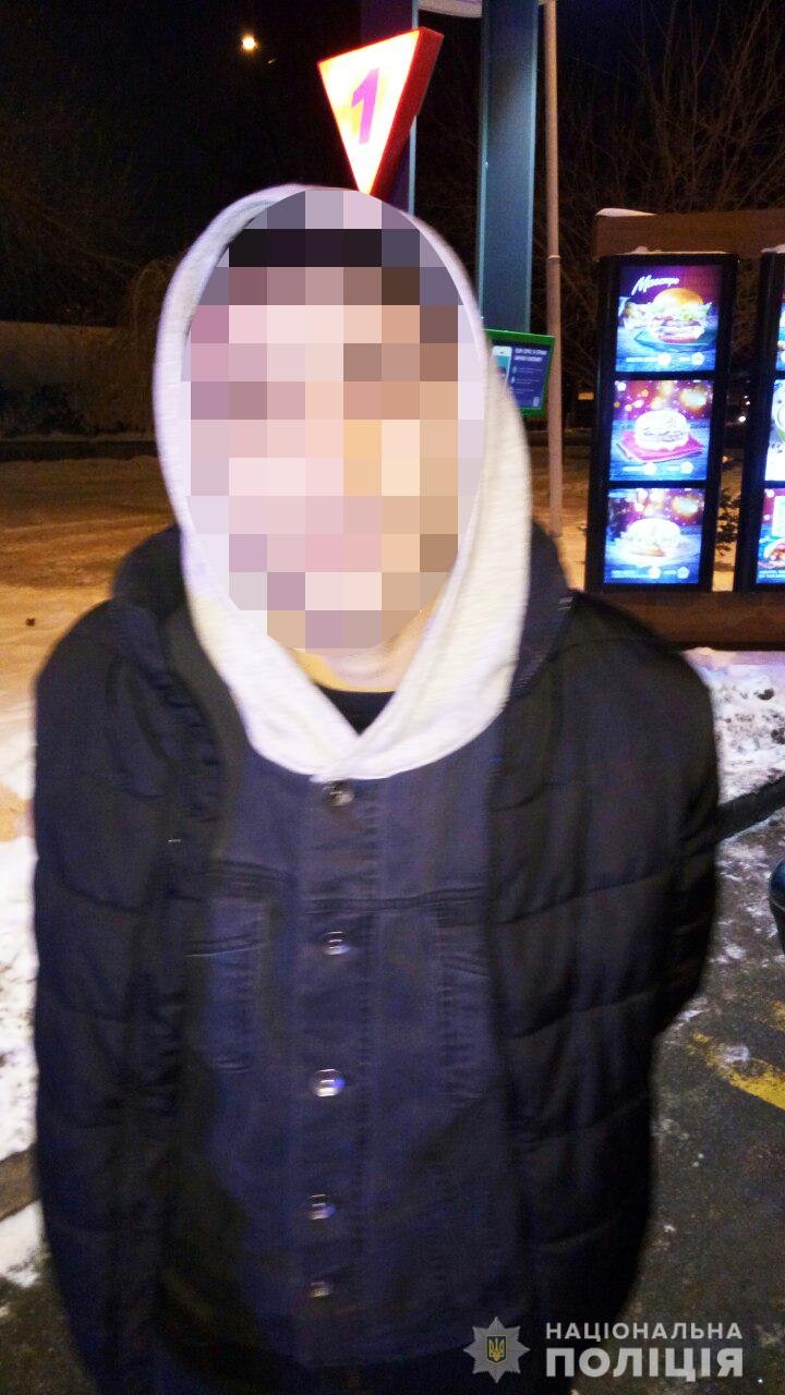 Правоохранители поймали злоумышленников. Ими оказались иностранцы 1990, 1991 и 1996 года рождения Правоохранители поймали злоумышленников. Ими оказались иностранцы 1990, 1991 и 1996 года рождения