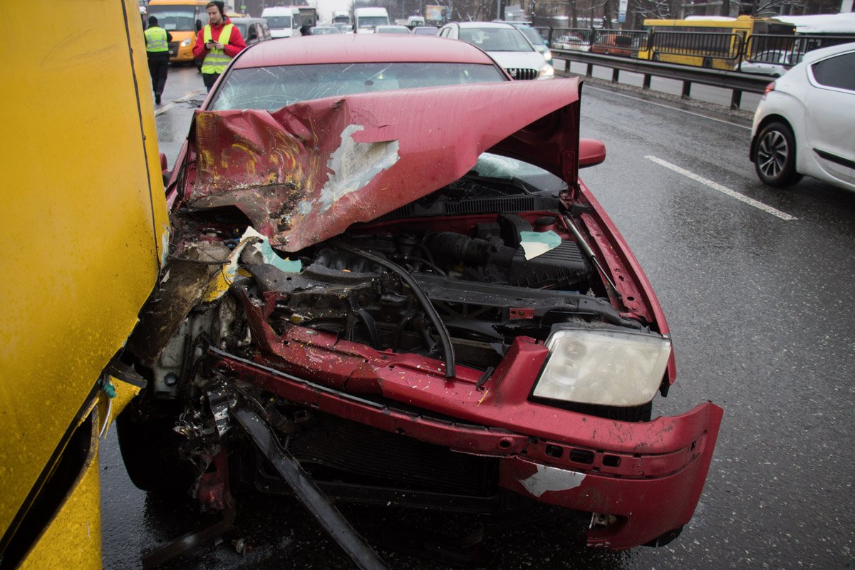 Участники ДТП от госпитализации отказались