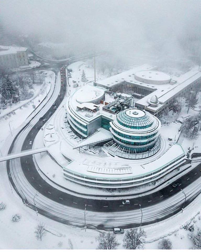 Узнали, что это за место? Фото: @apertoura