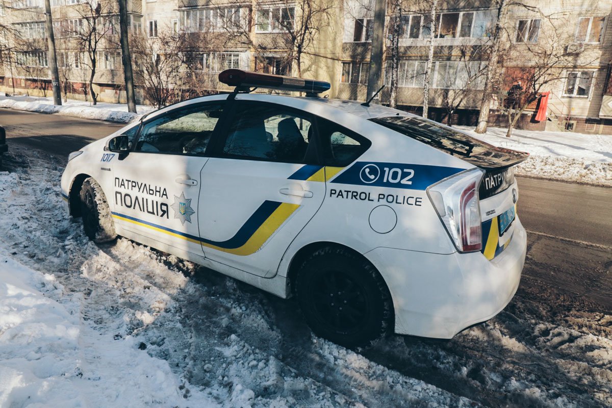 На месте события работала пожарная служба, карета скорой помощи, наряд полиции и следственно-оперативная группа На месте события работала пожарная служба, карета скорой помощи, наряд полиции и следственно-оперативная группа