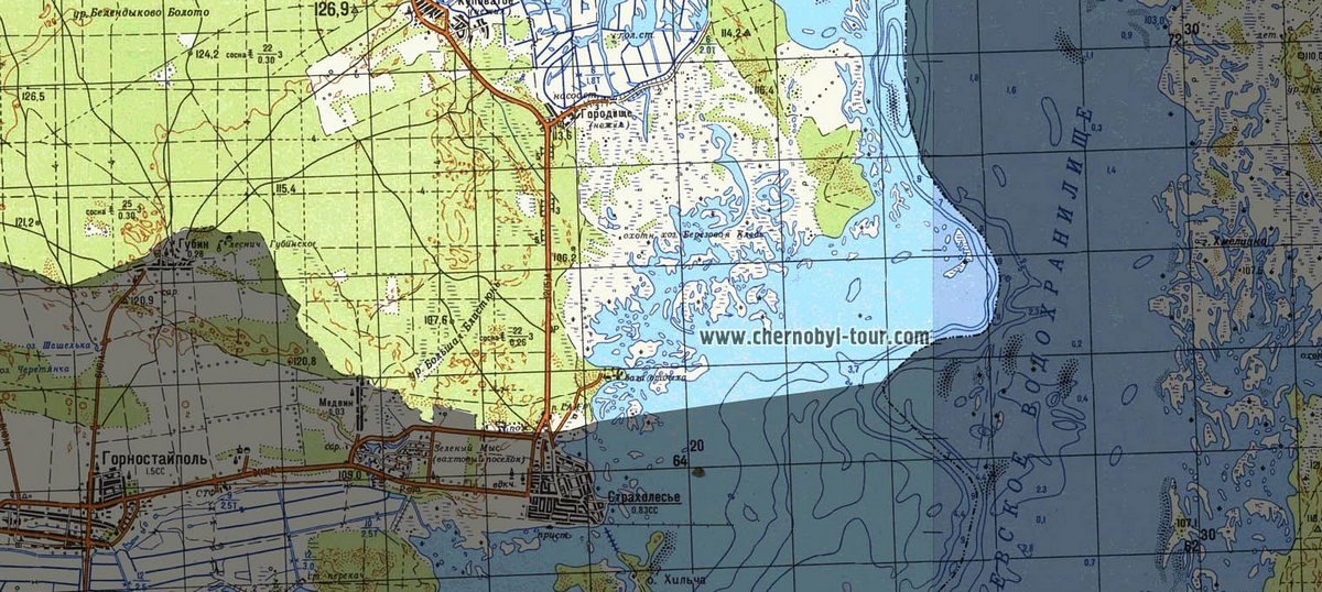 Само Страхолесье расположено на самой границе с Чернобыльской зоной отчуждения