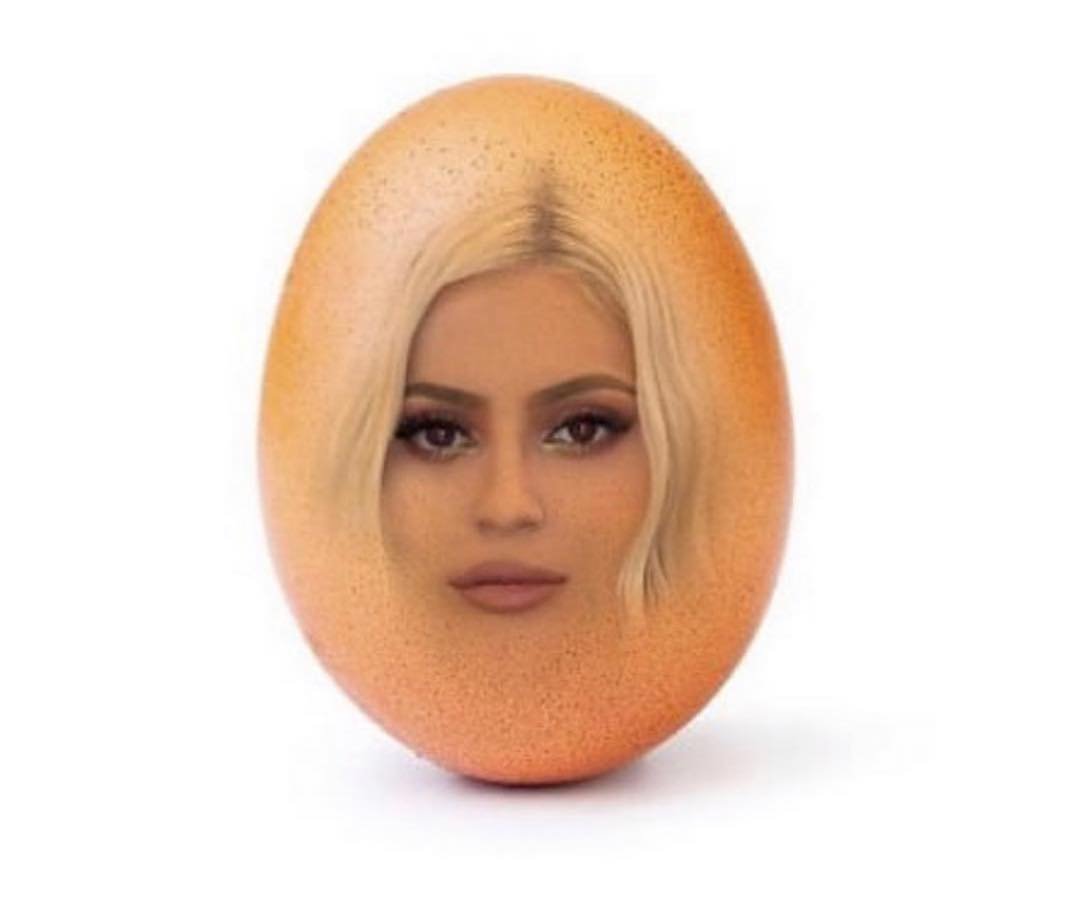 Виновница неординарного флешмоба тоже отметилась Виновница неординарного флешмоба тоже отметилась